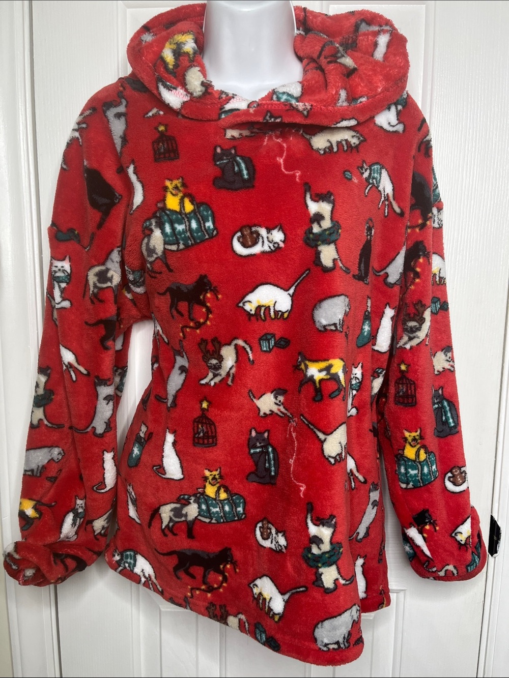 Cat Print Vera Bradley Red Plush Hoodie with Multicolor Size Medium